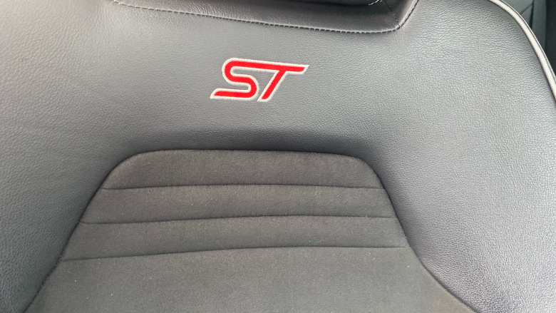 Ford Fiesta ST 1.5 EcoBoost ST-3 3dr Petrol Hatchback